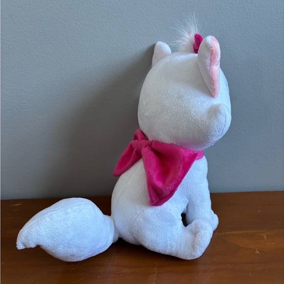 Disney’s Aristocats - Marie - White and Pink Cat Plush 🐱 - Picture 6 of 9